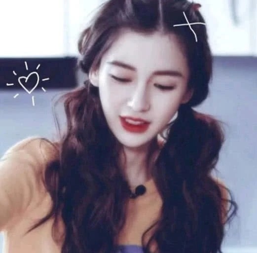脸上这“3地方”凸起的女生，是标准“樱花脸”，全中闺蜜都嫉妒！