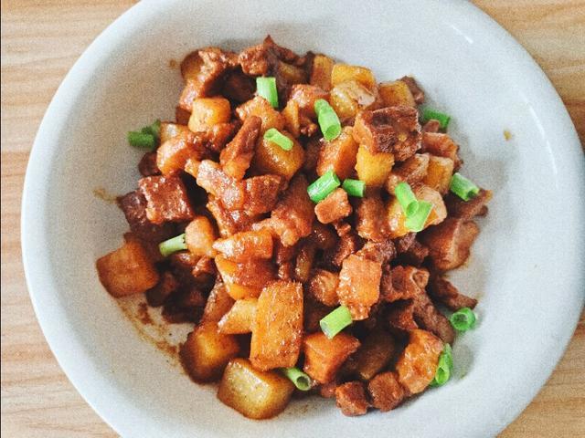 红烧肉炖土豆蒜蓉娃娃菜红焖虾红烧排骨