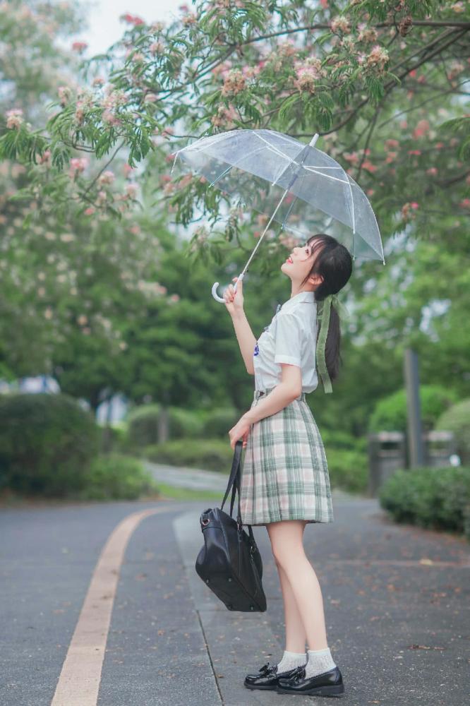 jk少女,雨后的马尾姑娘