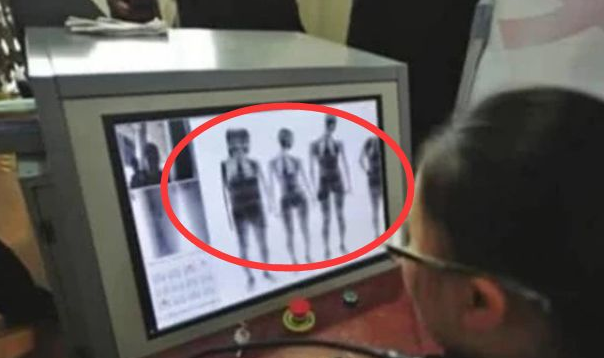 机场过安检时,"女生隐私"会暴露在屏幕上吗?看完瞬间