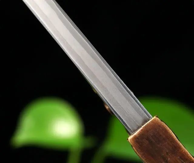品,日本刀工艺相同的五枚合夹钢刀,体验不一样的刀剑
