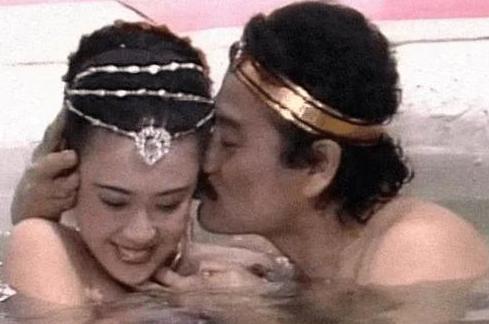 1989年"纣王"达奇与傅艺伟演"吻戏"遭冷战1月,今86岁还好吗