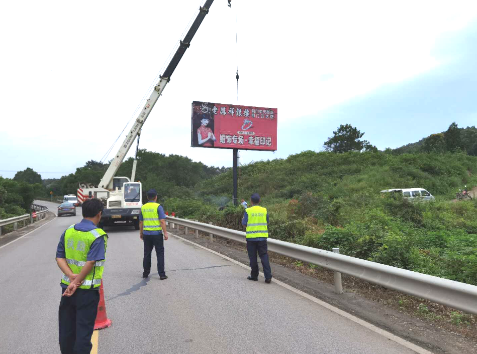 祝桥安置人口面积认定政策_日本北海道面积人口(3)