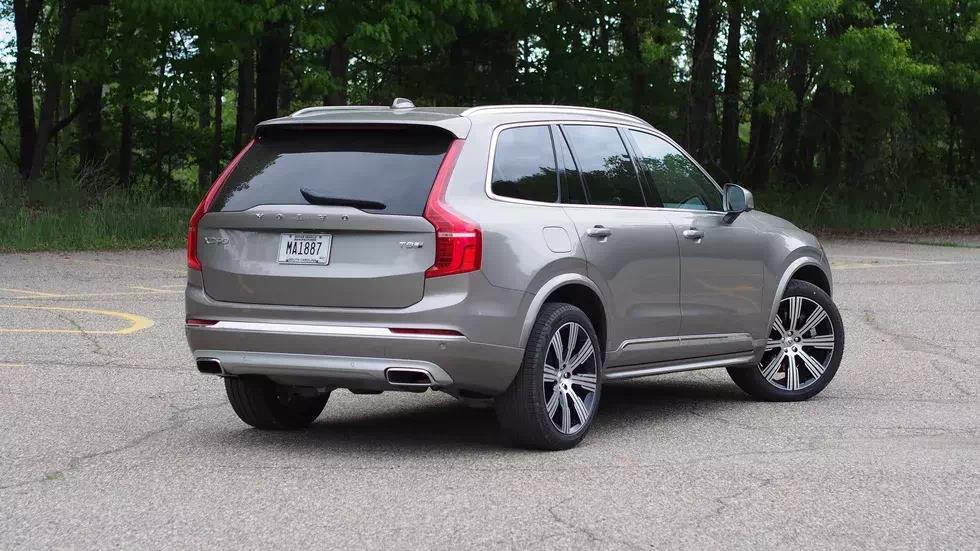 2020款沃尔沃xc90t8一款豪华中大型suv
