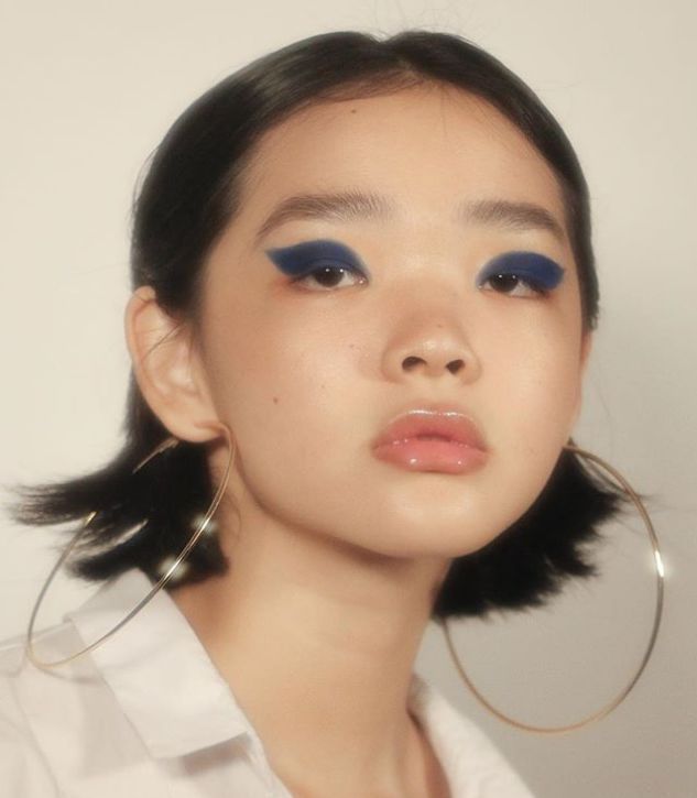 360度“全死角”女模，三白眼塌鼻梁，一脸“缺陷”却被迪奥、香奈儿独宠