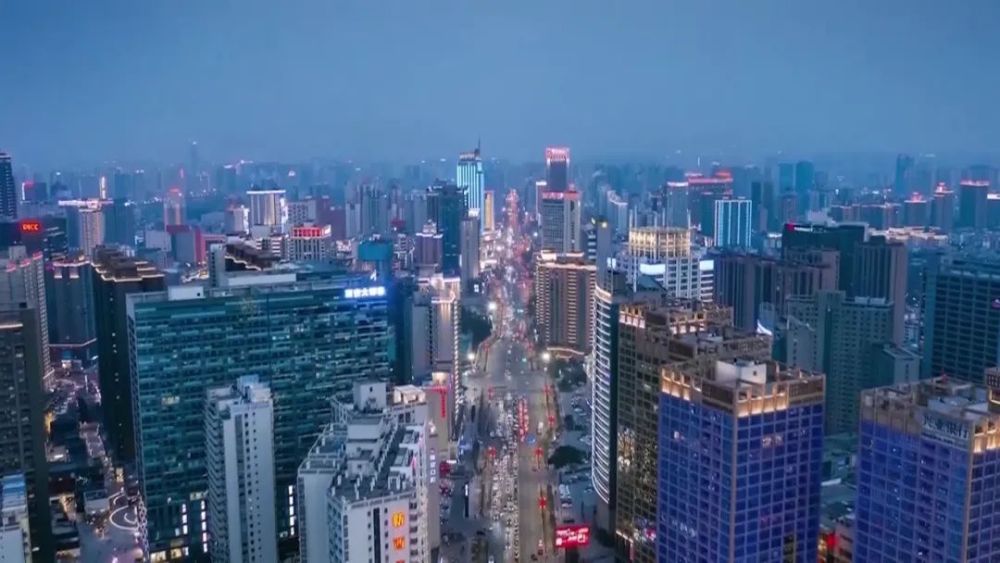 gdp9000亿的城市