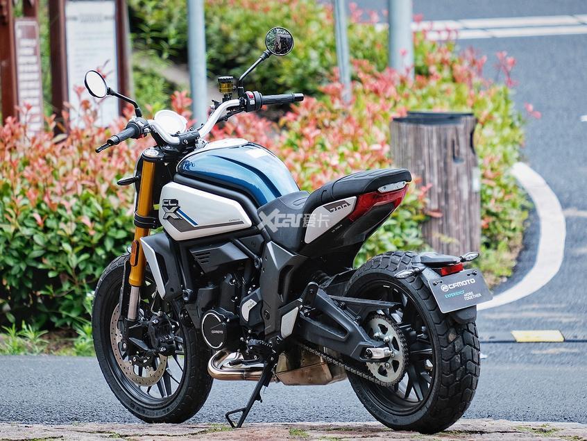 春风复古街车700cl-x上市 售价4.58万元