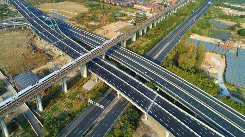 2020浙江经济总量能超越山东吗_浙江经济生活频道图片