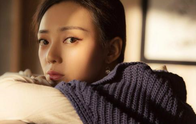 她是《心花路放》的阿凡达扮演者,走红后依旧低调;34岁嫩如少女