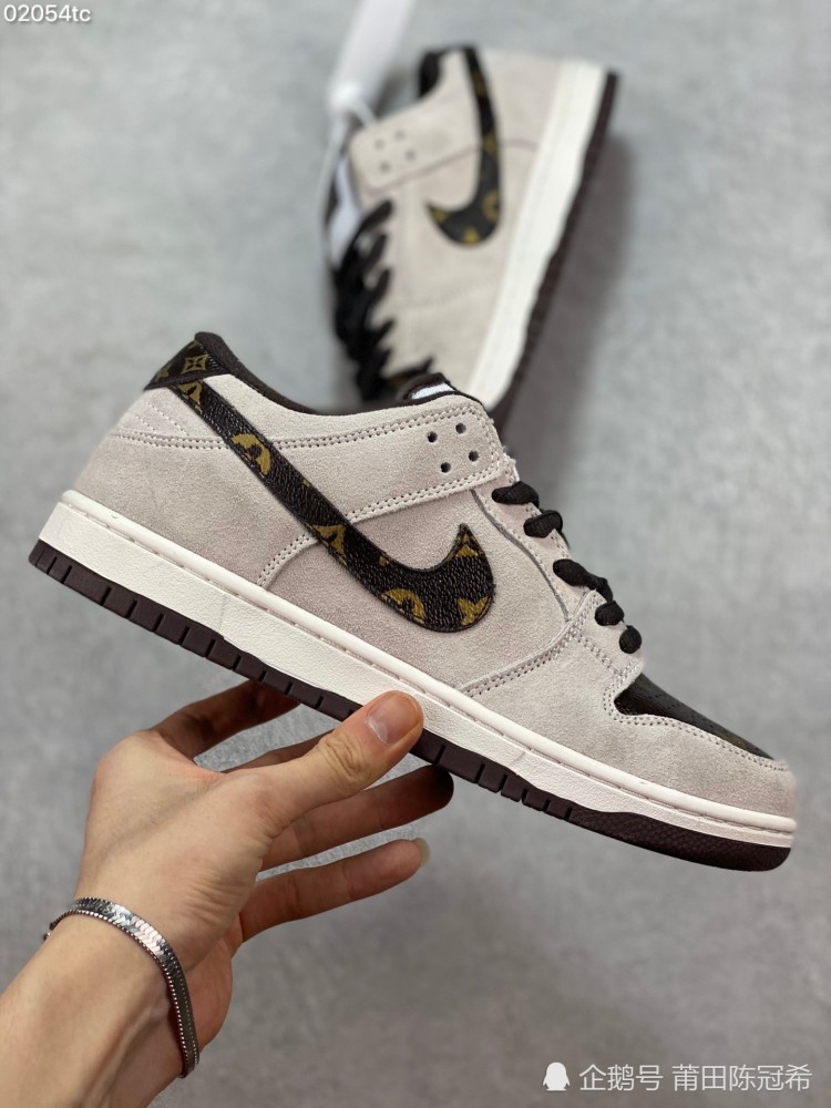 nike sb dunk low x lv 路易登联名