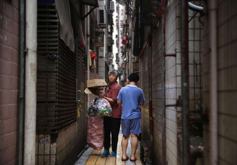 10万“广漂”生活现状：住在“握手楼”里，能听到隔壁的声音！