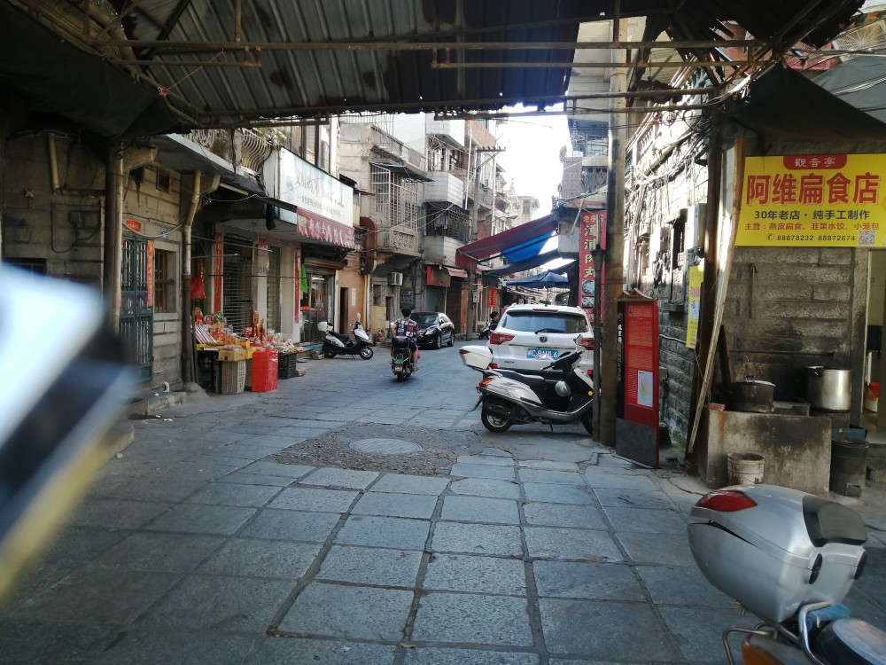 石狮凤里街道经济总量_石狮凤里中学(2)