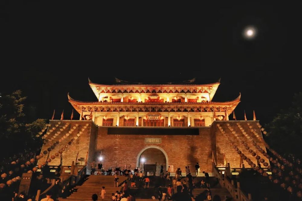 夜夜夜！耶耶耶！莆田韵味的文化夜市真叫一个嗨！