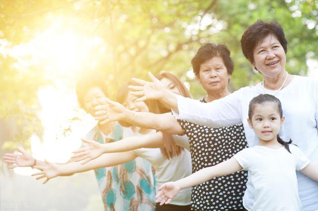老中医建议：少锻炼，才是长寿最好方法！五十岁以上要看看
