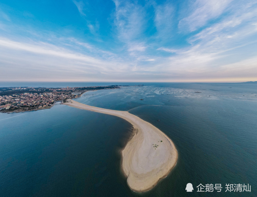 晋江塘东触角沙滩,从村庄伸向大海的沙滩