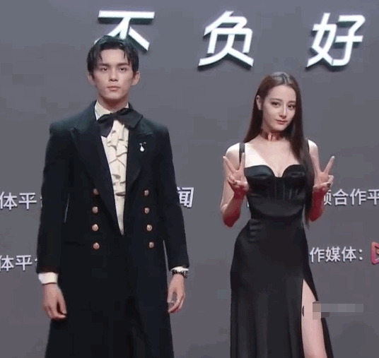 "神仙"颜值组合了!迪丽热巴吴磊刘宇宁亲密同框,全员自带气场