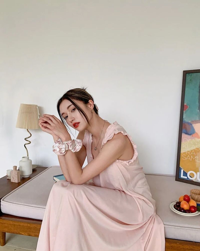 美丽无死角的女孩，都把发型换成了这些样子