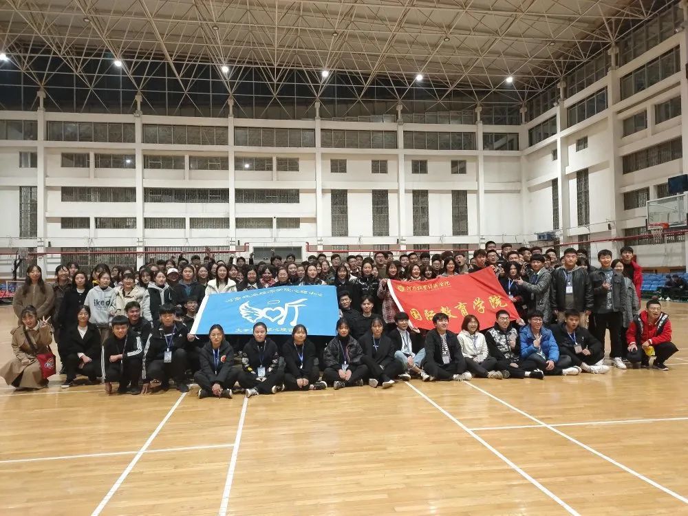 良好书写规范 GDP_正确的书写姿势(3)