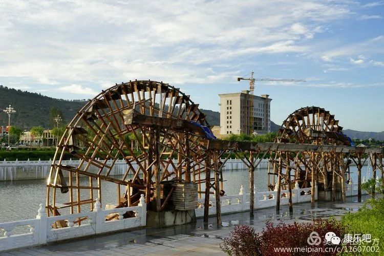 康乐县胭脂湖公园迎来暑假旅游高峰