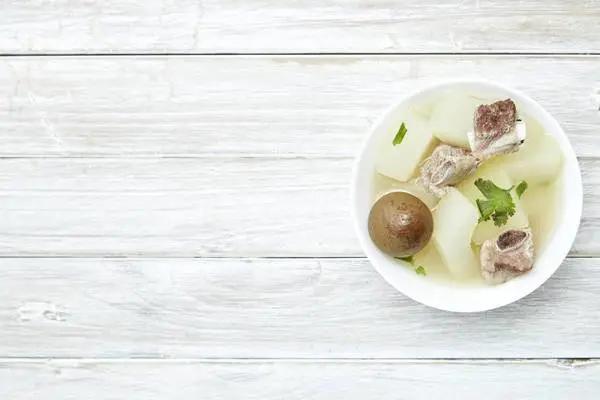 夏天吃1瓜特伤命，毁肝肾毒过砒霜！吃3瓜最养人，防癌祛湿解暑气