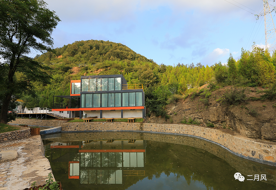 视频:迎头强图片:二月风拍摄地:沁水县土沃乡杏则村(龙隐山居)赞一下