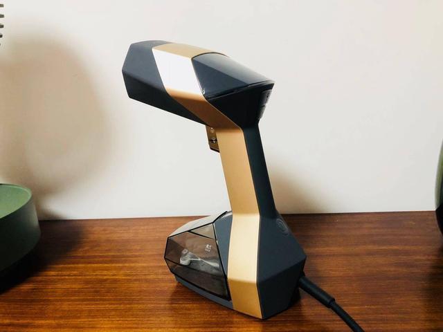 体验卓力手持挂烫机有感，高效率高品质家用电器，可以提高幸福感