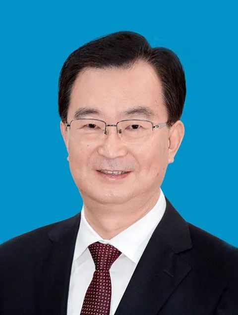 现任中共第十九届中央候补委员,福建省委副书记,省政府党组书记,副