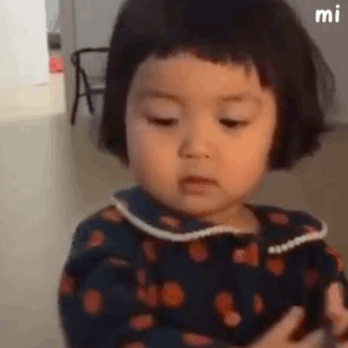 萌娃表情包:来自网红的打招呼