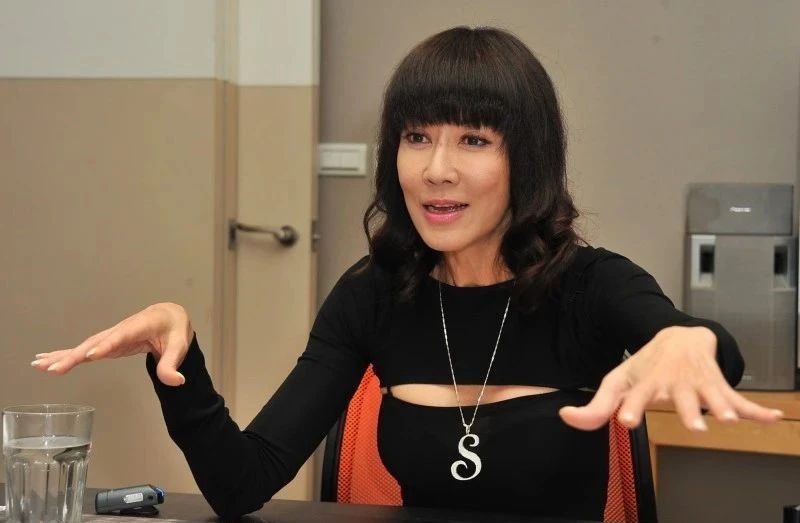 突然离世59岁台湾女艺人罗霈颖陈尸家中有五套房是亿万包租婆