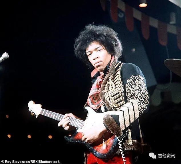 吉他之神jimihendrix早期罕见1960年代吉他面世即将拍卖