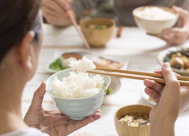 长膘“最猛”的4大主食，米饭馒头没上榜，有些人可能天天在吃！