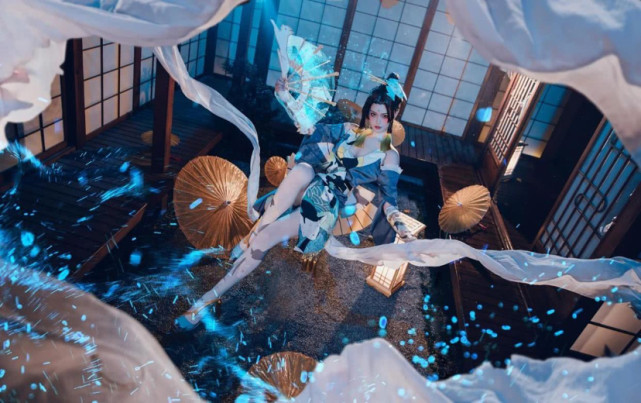 王者荣耀cosplay:你的猫系女神,不知火舞来啦