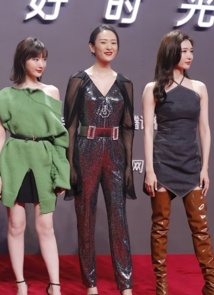 《三十而已》三大女主同台,童瑶c位,江疏影脸色不太好看