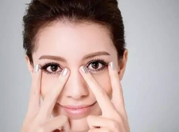 按眼角有响声的话你要注意了