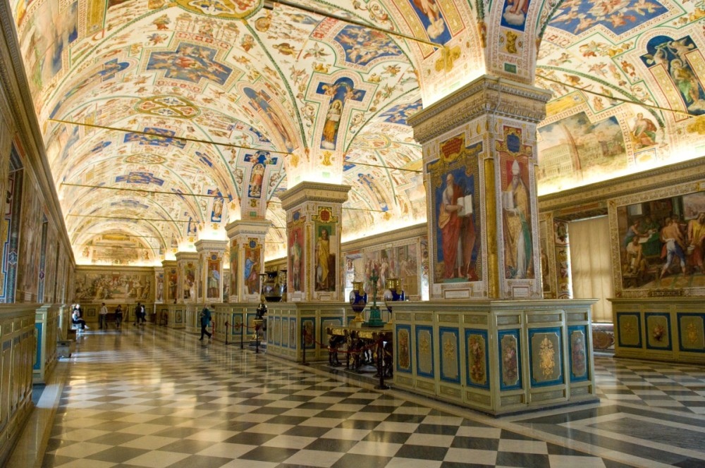 梵蒂冈秘密档案库:世上最隐秘图书馆,藏匿了太多不可告人的实锤