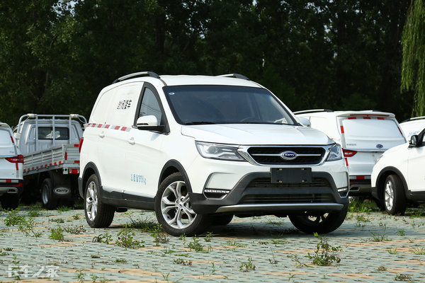 能拉货的自动挡mpv,售价7万出头,实拍开瑞k60厢货车