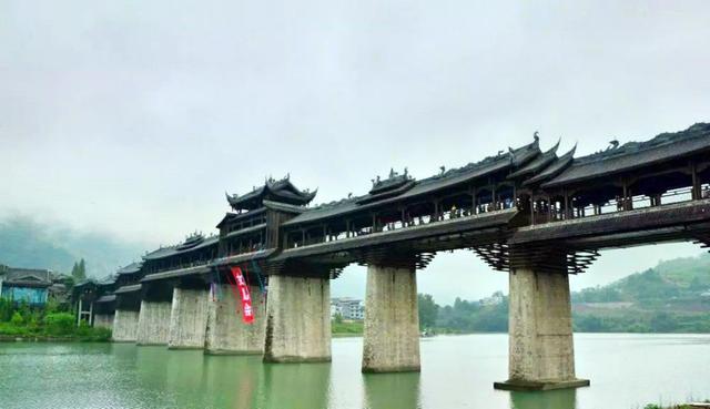 重庆4000年古镇，亚洲最长廊桥坐落于此，曾是重庆最繁荣古镇