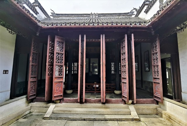 "嘉荫堂"这座位于同里古镇上的古建,留下了一段往事,一幅美景