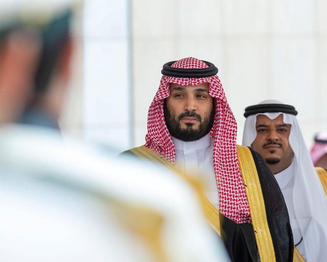 沙特王储被流亡的情报头目控告说他接连铲除异己还曾派杀手小队去