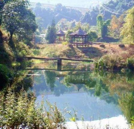 龙纳河养生谷风景区