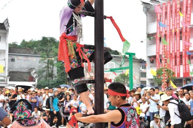 花垣县欢庆赶秋节|赶秋节|苗族|舞龙