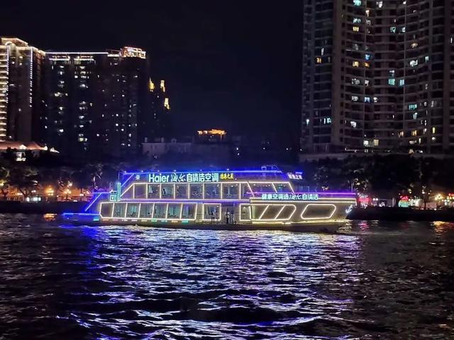 豪华轮船游珠江,360°看广州璀璨闪烁的迷人夜景,赏小蛮腰