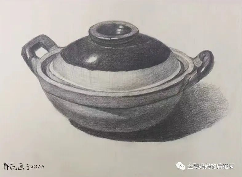 文末配图:我的素描练习《双耳锅》