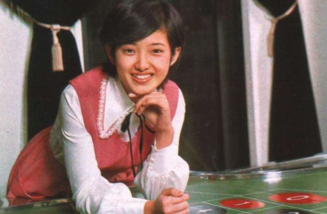岁月也曾败美人,认不出的山口百惠,风采依旧的陈德容
