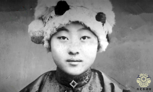 民国九大悍匪老照片:图2将亲生父亲活埋,图9是关东女艳匪驼龙