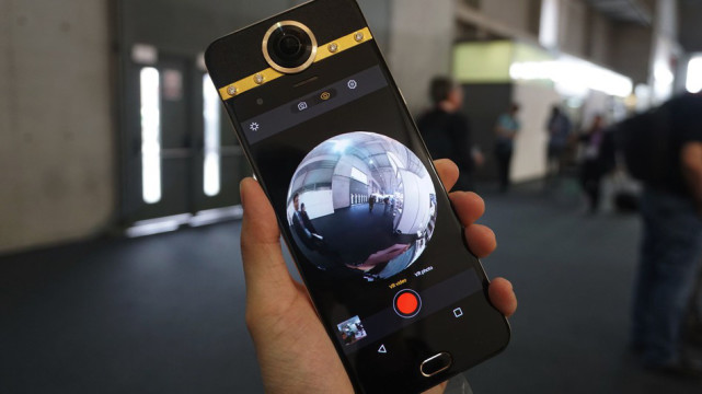 首款VR手机来了！360度全景摄像头引人注目