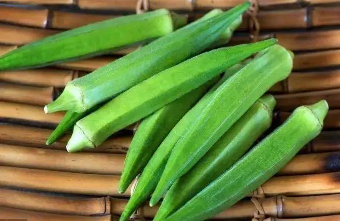 28岁女子，查出胃癌，3个月后离世，这食物不能长期当“饭”吃