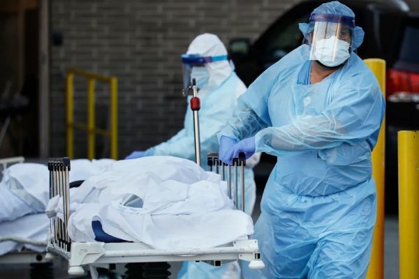 澳洲华裔医生4月份感染了新冠病毒，从此就留下了永久的伤害
