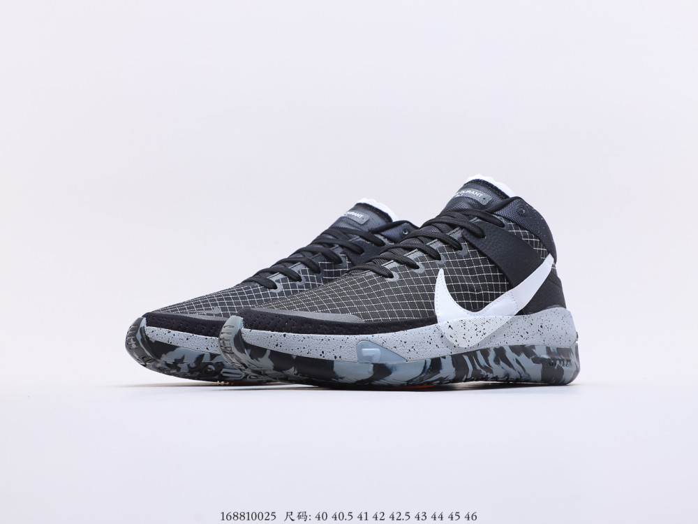 nike kd 13黑白格,采用网格状覆盖,两侧带有白色皮革swoosh徽标.