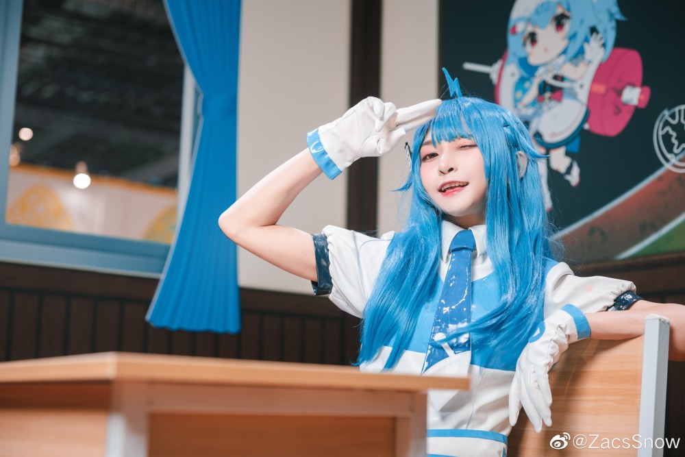 cosplay碧海蓝天22娘